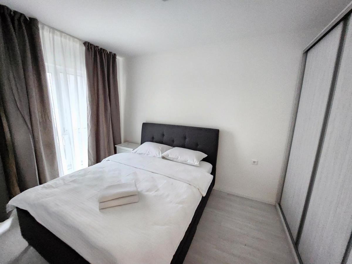 Grand Look & Location For Business On Apartament *