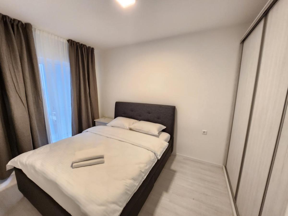 Grand Look & Location For Business On Apartament