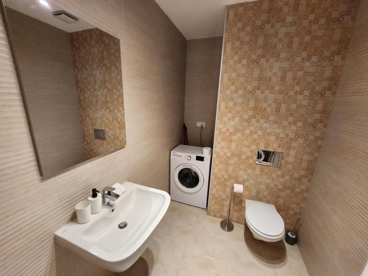 Grand Look & Location For Business On Apartament Bucureşti